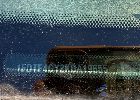 2019 Ford F450 Super Duty z USA, uszkodzony, nr VIN 1FDTF4GY2KDA19655